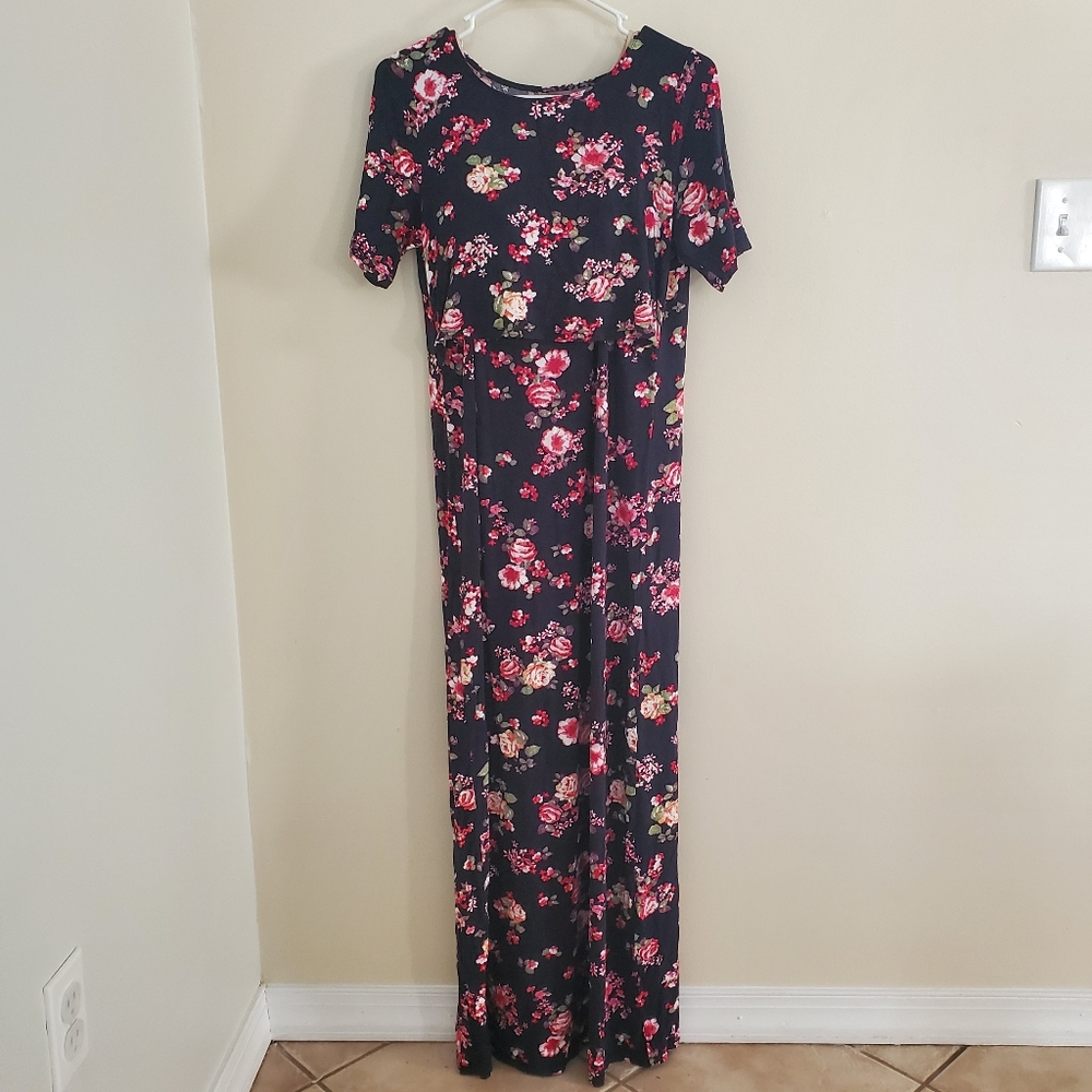 Undercover Mama Maxi Dress size Large  Navy Floral